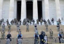 صورة تمركزات للجنود ومتاريس.. استعدادات قصوى في واشنطن العاصمة لتنصيب بايدن